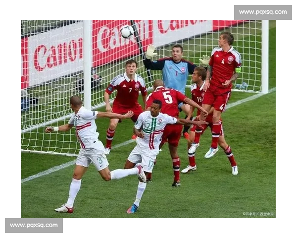 足球裁判执法标准详解与比赛公正性的保障分析 足球裁判执法标准详解与比赛公正性的保障分析